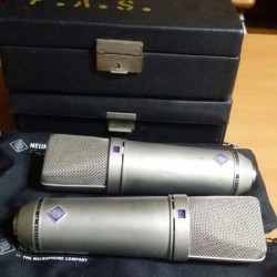 Microphone U87 x 2  Akg x 1