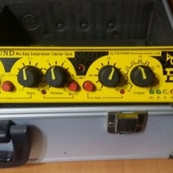Hoter Sound Mic amp x 2